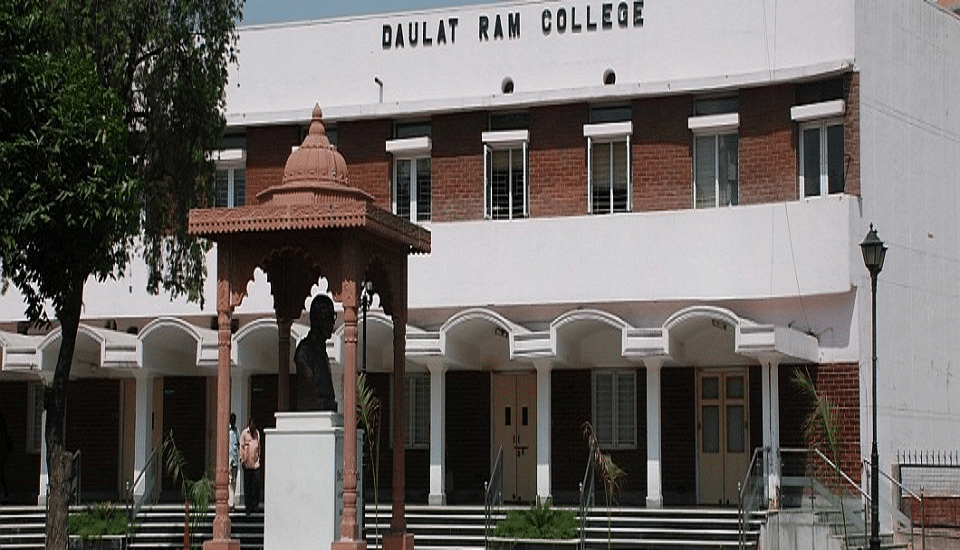 Daulat Ram College - [DRC]