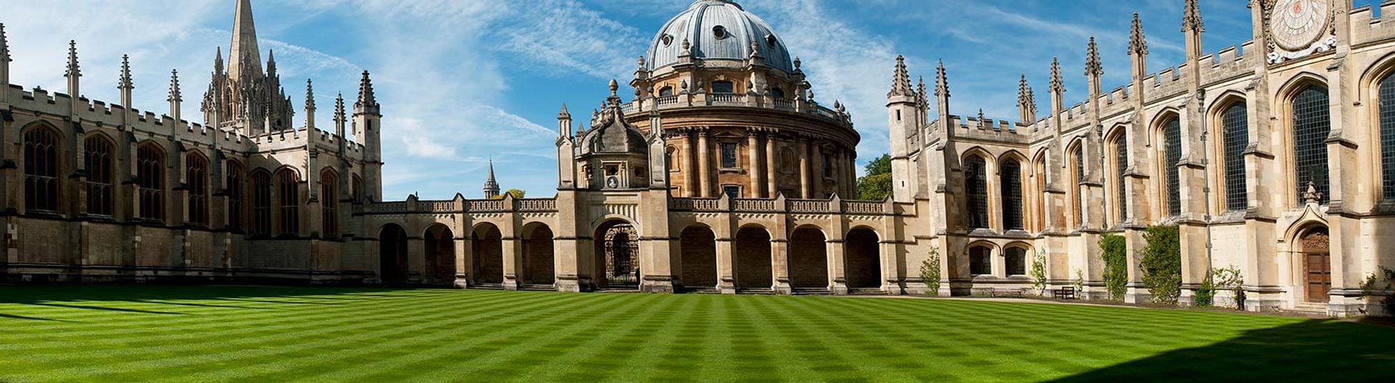 University Of Oxford, Oxford Courses, Fees, Ranking, & Admission Criteria