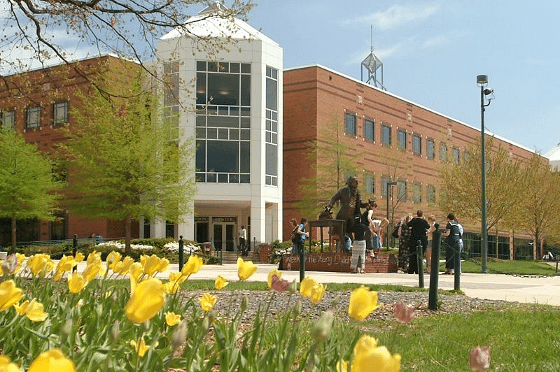 Mason University Rankings, Courses, Admissions, Tuition Fee